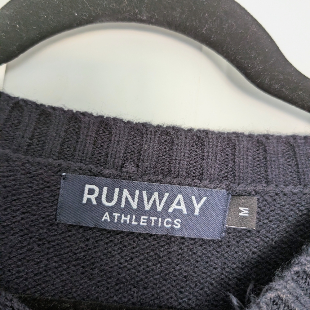 Runway Athletics Classic Tennis Sweater Navy Size M - Picture 3 of 4